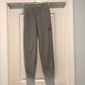 Boys Jordan sweatpants